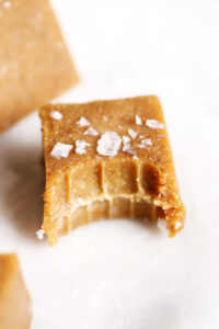 SALTED CARAMEL CASHEW FUDGE