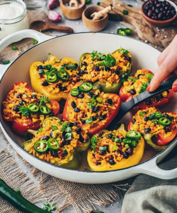 MEXICAN STUFFED BELL PEPPERS WITH AIOLI
