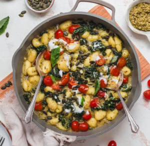 GNOCCHI AL PESTO ROSSO