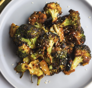 SESAME‐SRIRACHA ROASTED BROCCOLI
