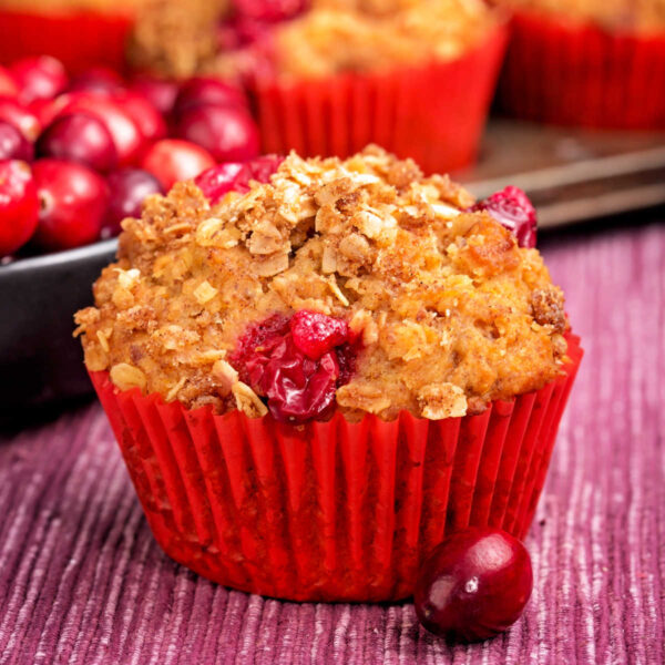 ORANGE CRANBERRY MUFFINS WITH ALMOND CRUMBLE