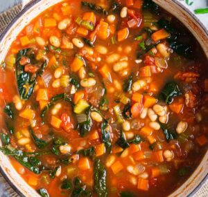 TUSCAN WHITE BEAN & KALE SOUP